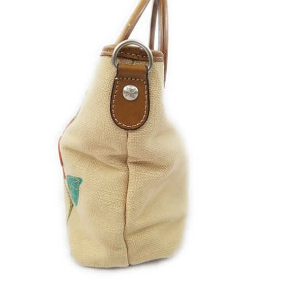 Relic Boho Floral Embroidered Handbag with Wooden Handles - Picture 4 of 6